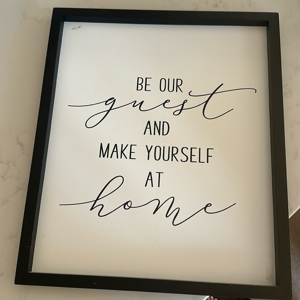 Picture frame sign for home